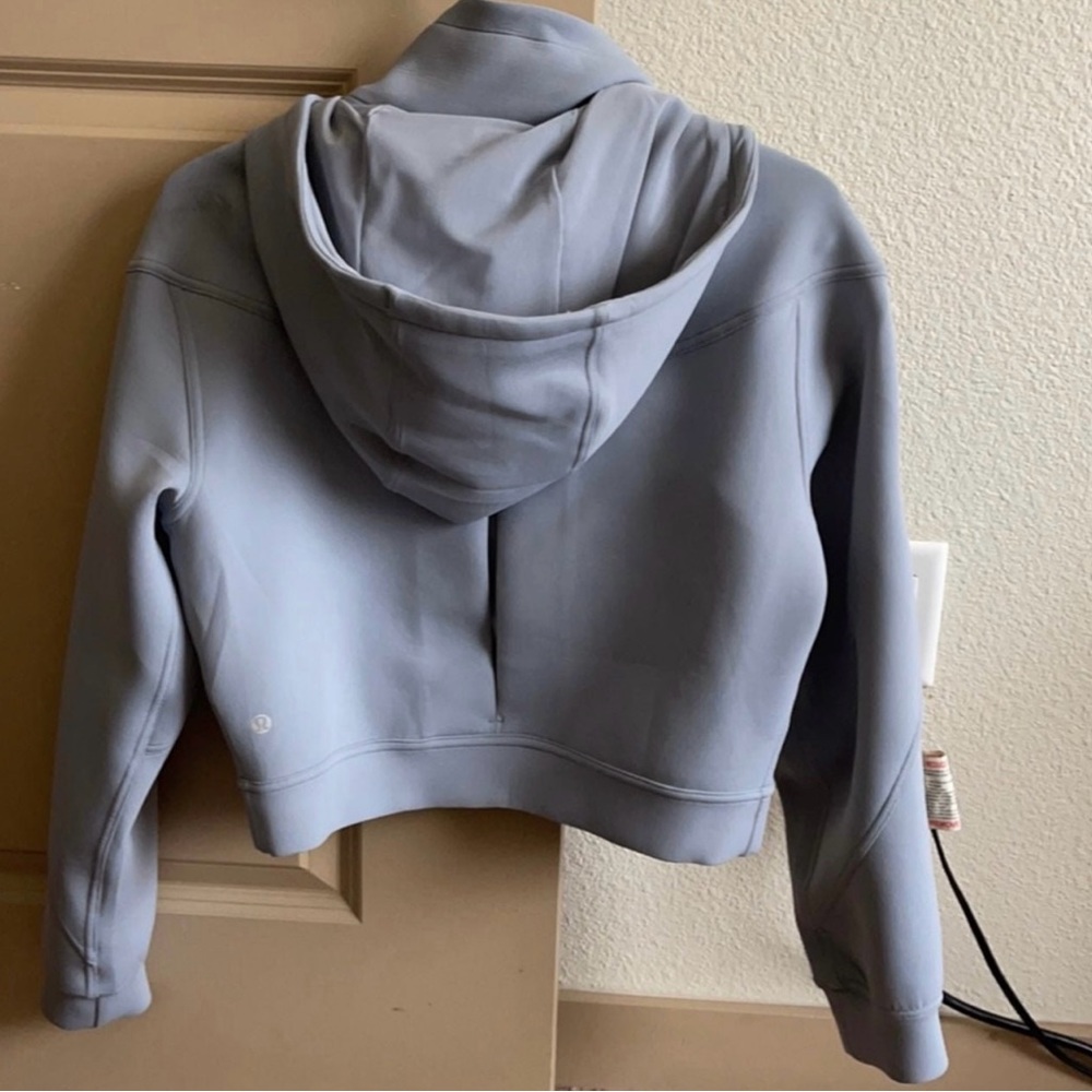 Size 4 Lululemon rogue renegade hoodie